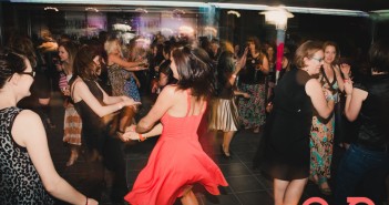 School Mum Cliques – Still??