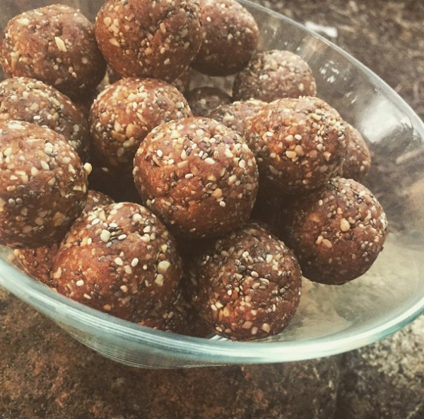Chocolate Peppermint Bliss Balls Recipe School Mum